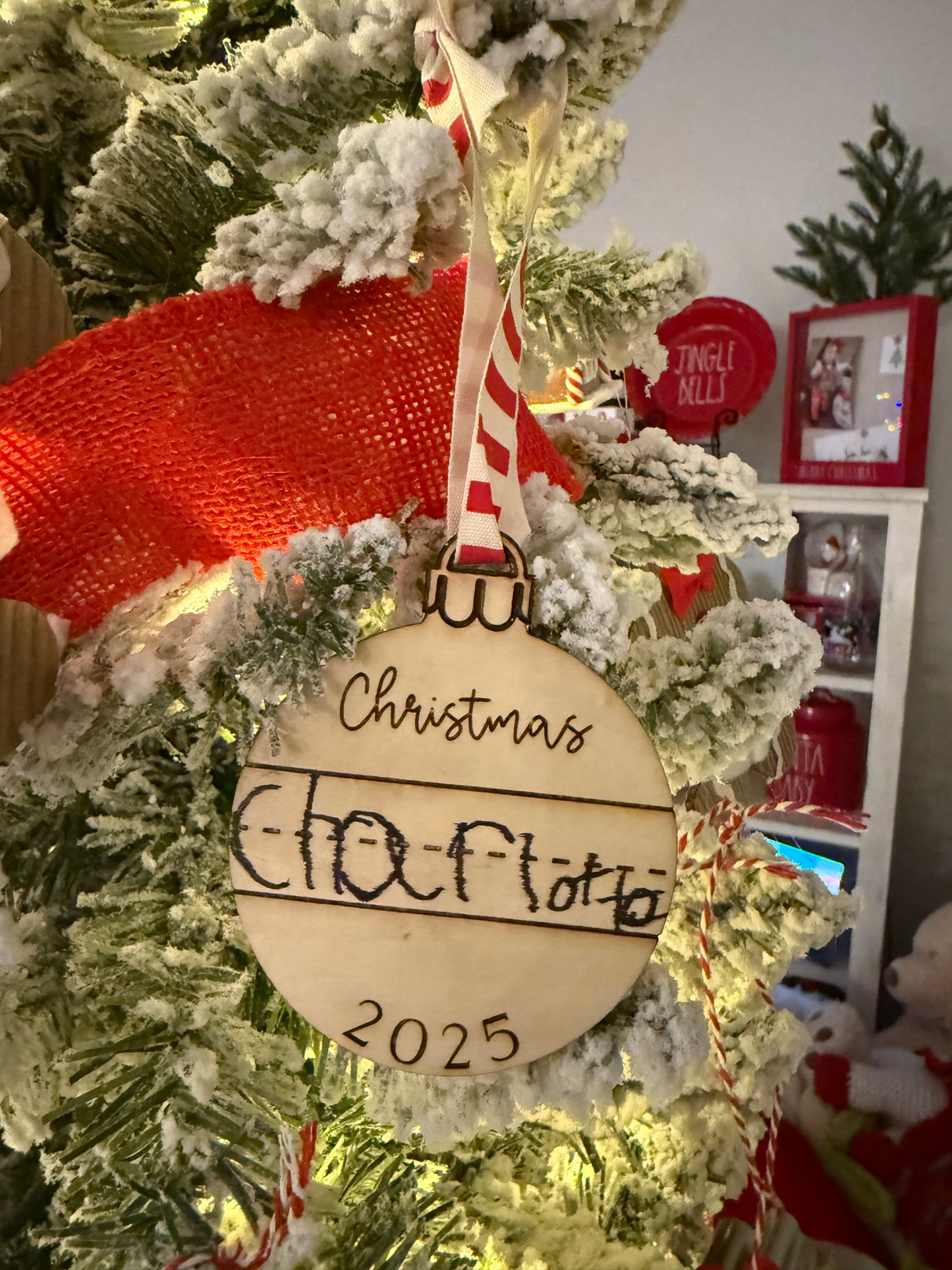 Write-On Christmas 2025 Ornament